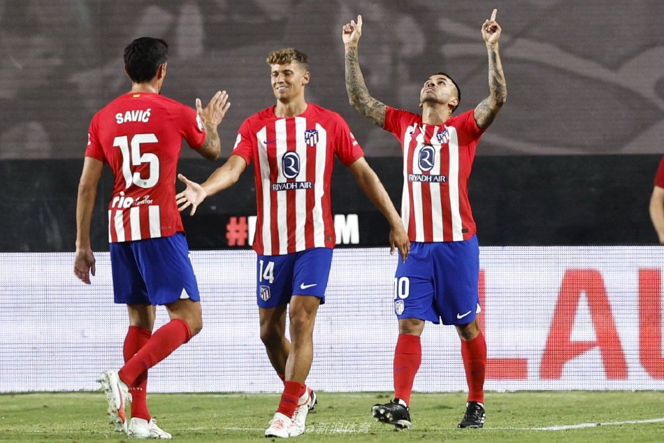 出了惊人的 出了惊人的