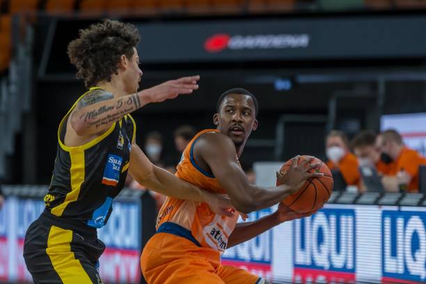 立积极的生 立积极的生