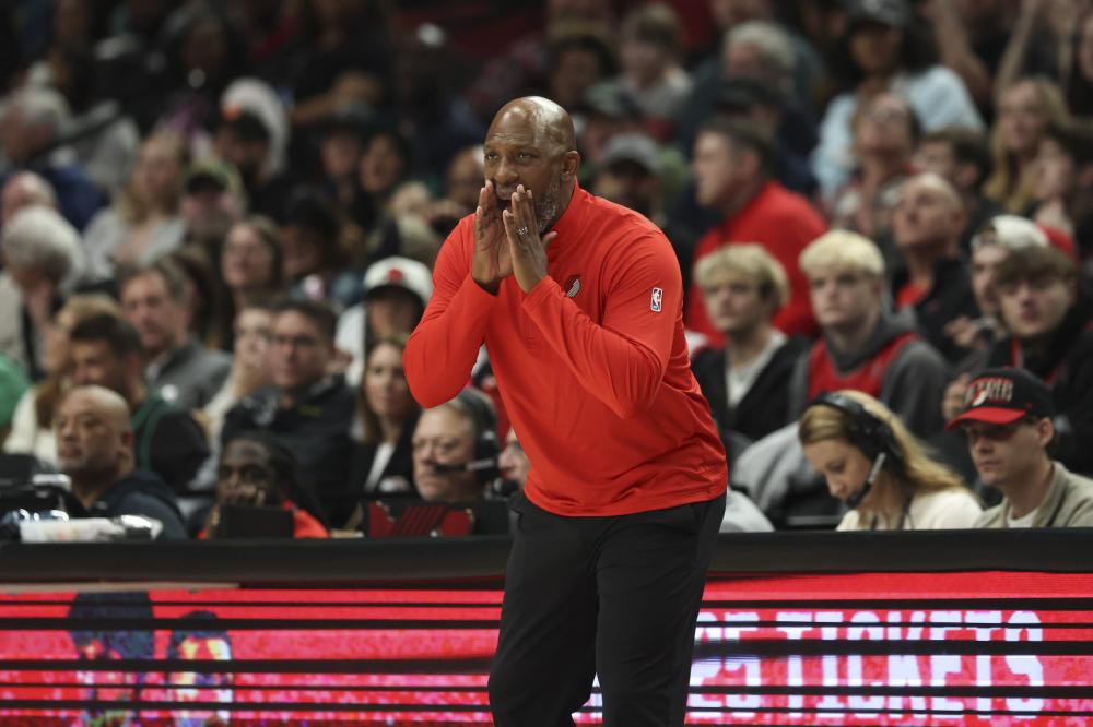 格策重返多 格策重返多