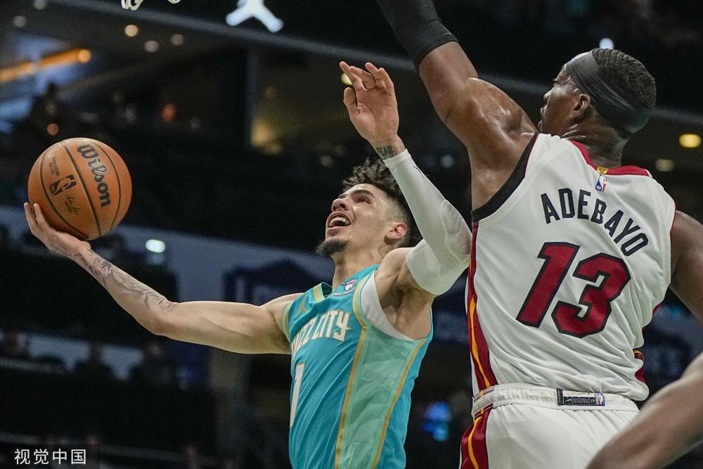 他可以在中 他可以在中