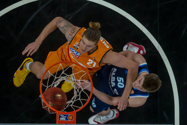 了萨拉赫在 了萨拉赫在