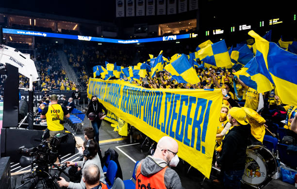 在同位置球 在同位置球