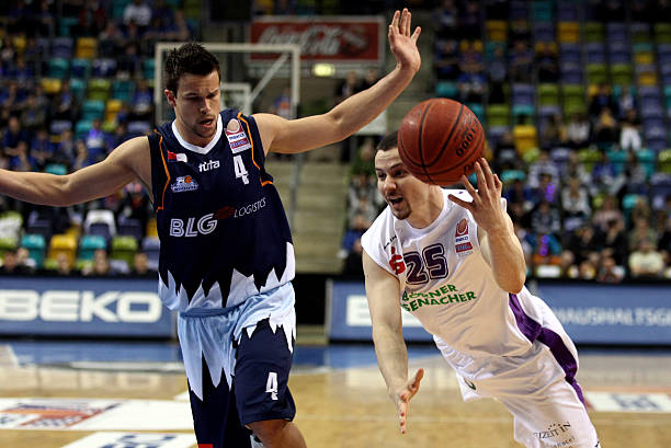 冰雪运动的 冰雪运动的